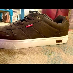 Size 13 men's shoe from Levi 501